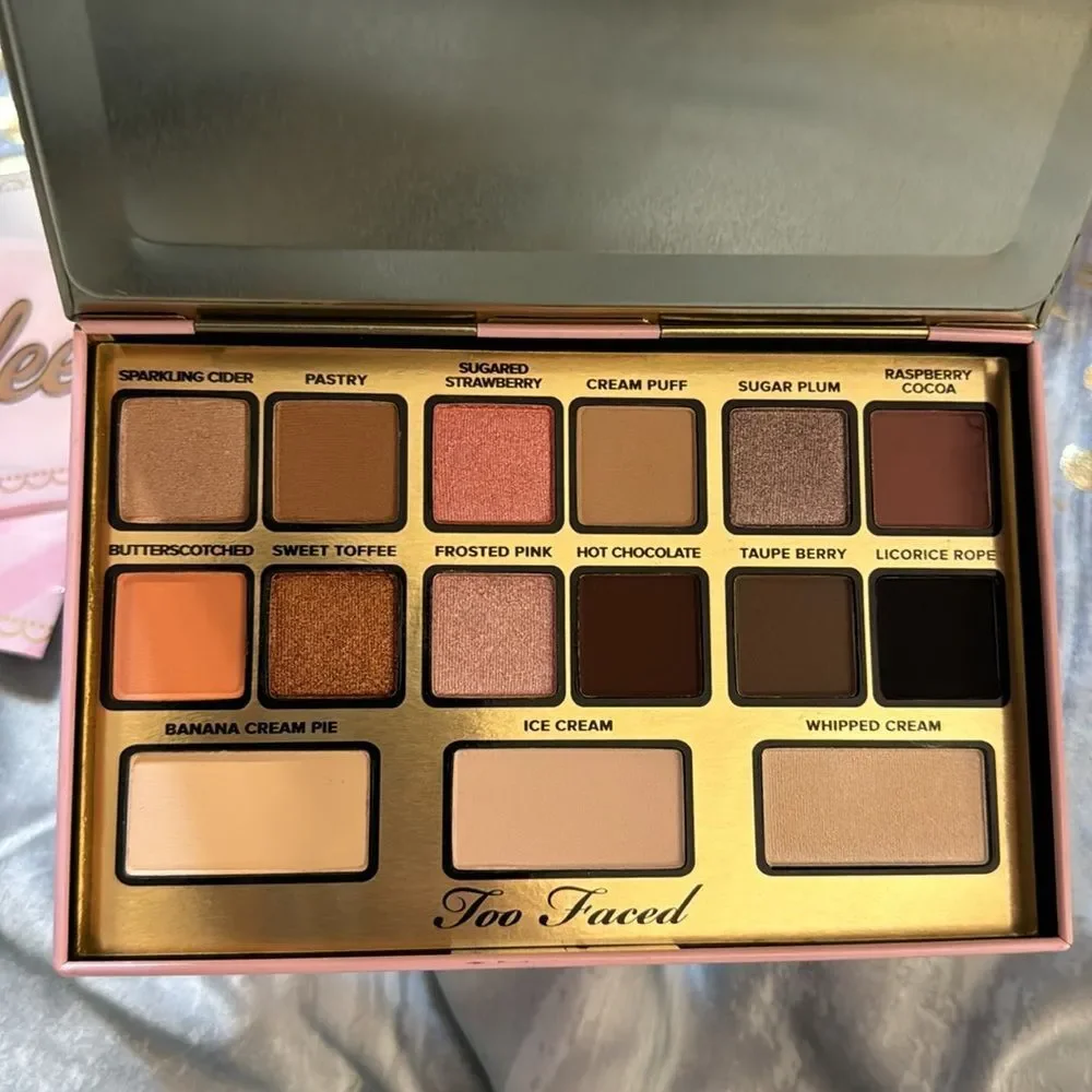 Too faced I want kandee eyeshadow palette limited edition make up